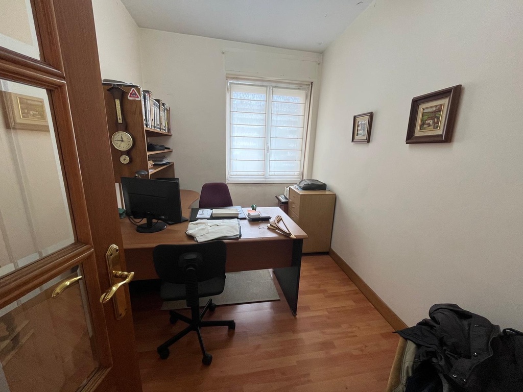 EXCLUSIVA VIVIENDA DE 200 m² CON MÚLTIPLES POSIBILIDADES EN MIRAMAR, HONDARRIBIA