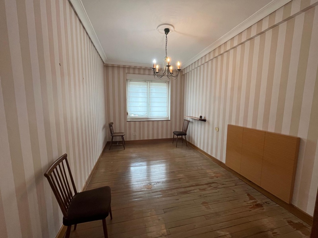 EXCLUSIVA VIVIENDA DE 200 m² CON MÚLTIPLES POSIBILIDADES EN MIRAMAR, HONDARRIBIA